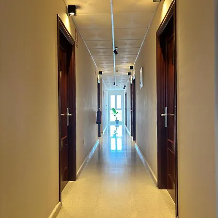 La Isla Πανσιόν