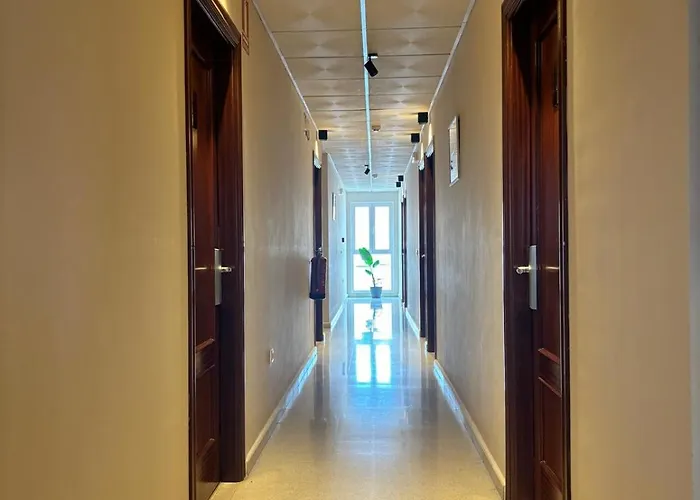 La Isla Πανσιόν