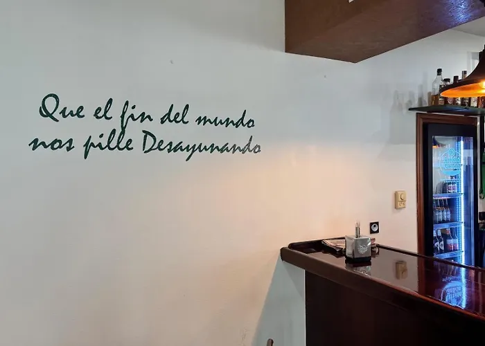 Гостевой дом La Isla 3*